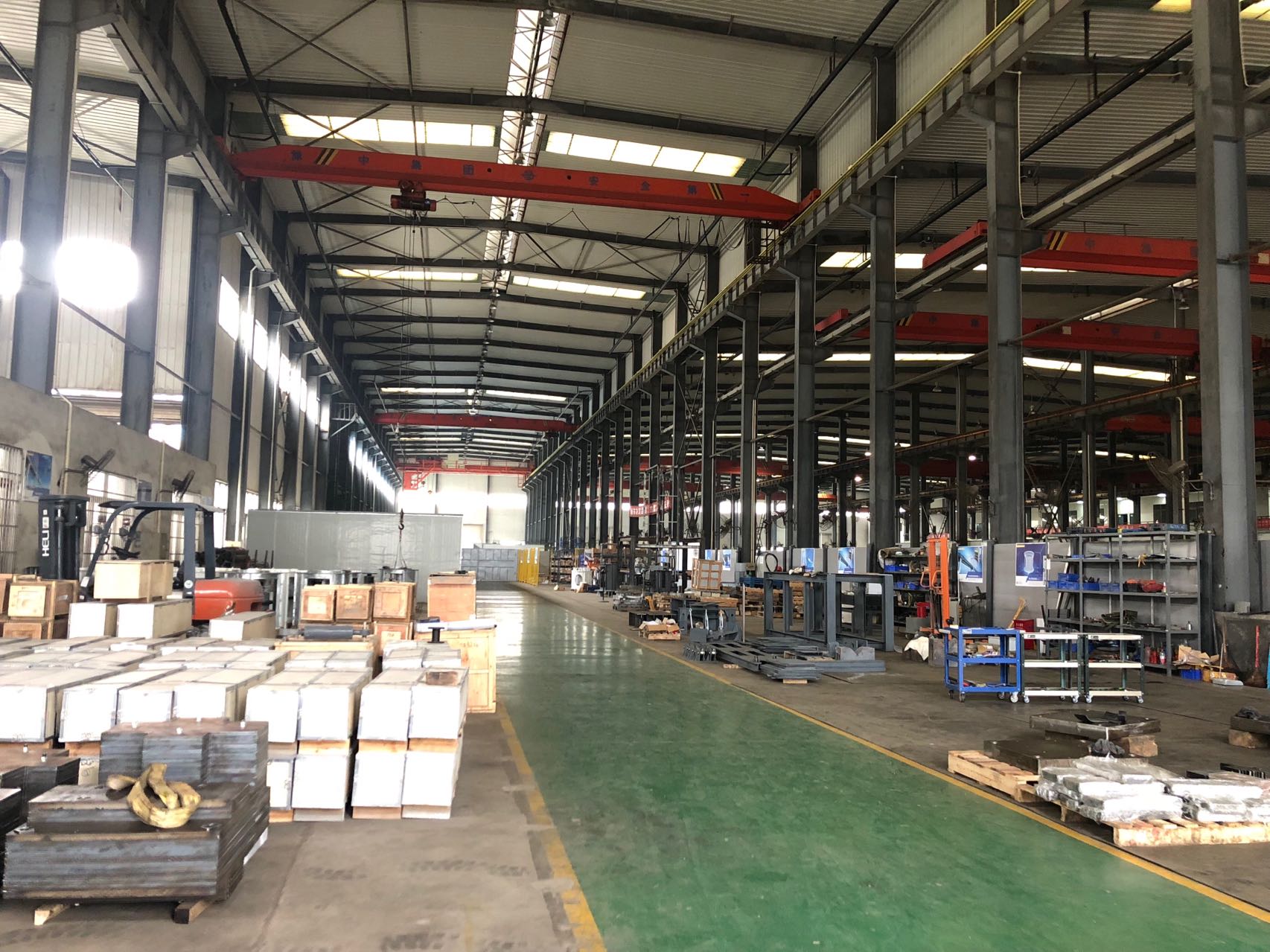 2018年1月，自建工廠投入使用，開始組建生產(chǎn)團(tuán)隊